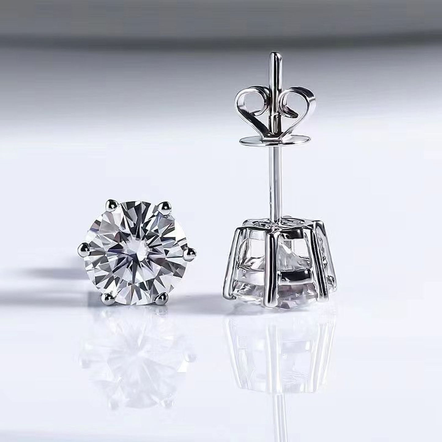 S925 0.3-1 Carat Round Brilliant Cut Moissanite Stud Earrings D Color VVS1 Simulated Diamond Sterling Silver Earrings Gift for Women