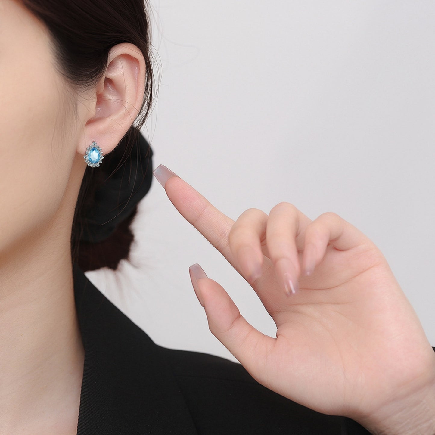 Water Drop Hoop Earrings with Blue Diamond French Classic 925 Silver Earrings Suitable for Women's Gifts