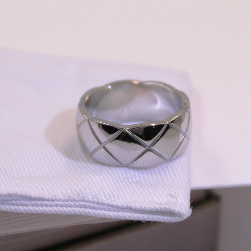 Coco Crush Ring in 18K Gold Metal Size One Size
