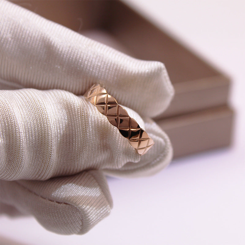 Coco Crush Ring in 18K Gold Metal Size One Size