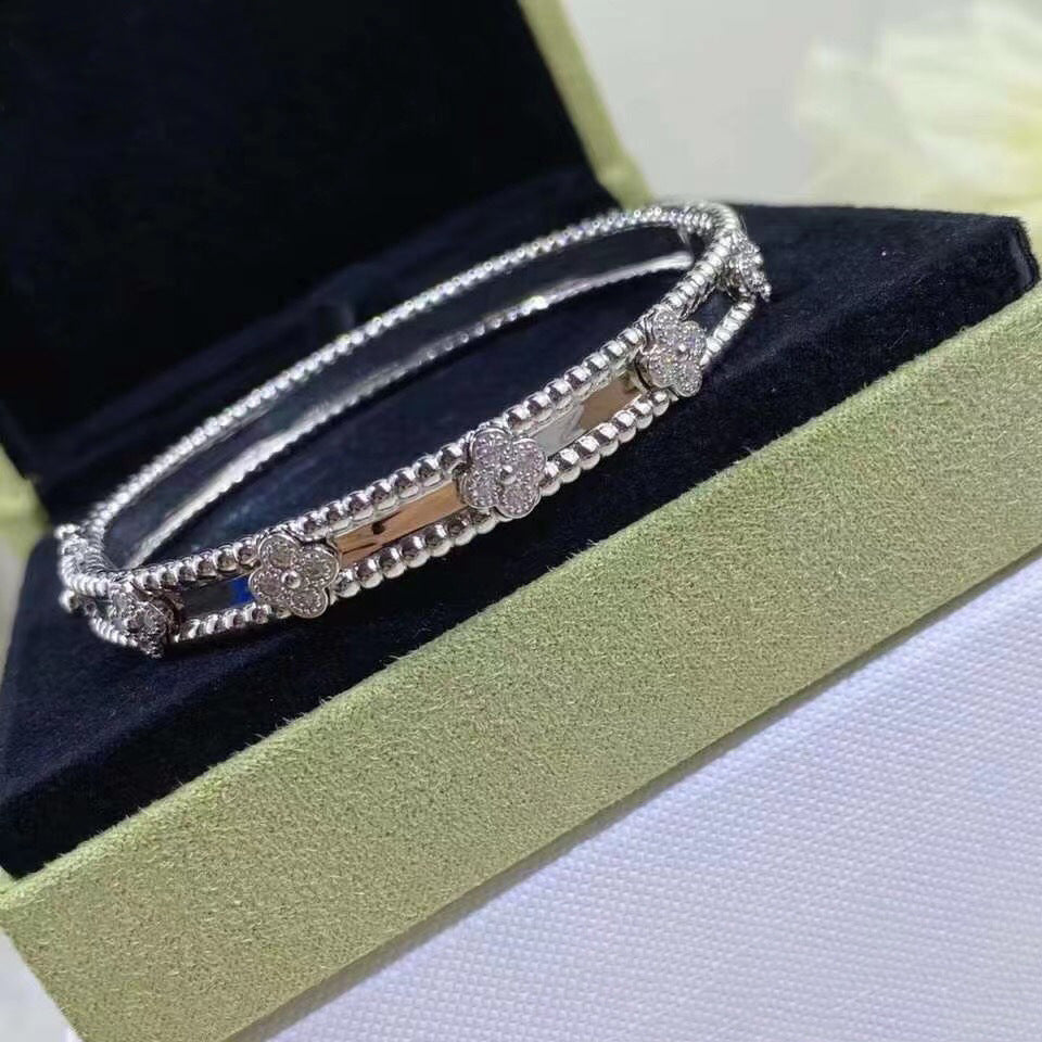 Sweet Clovers Bracelet Medium Model