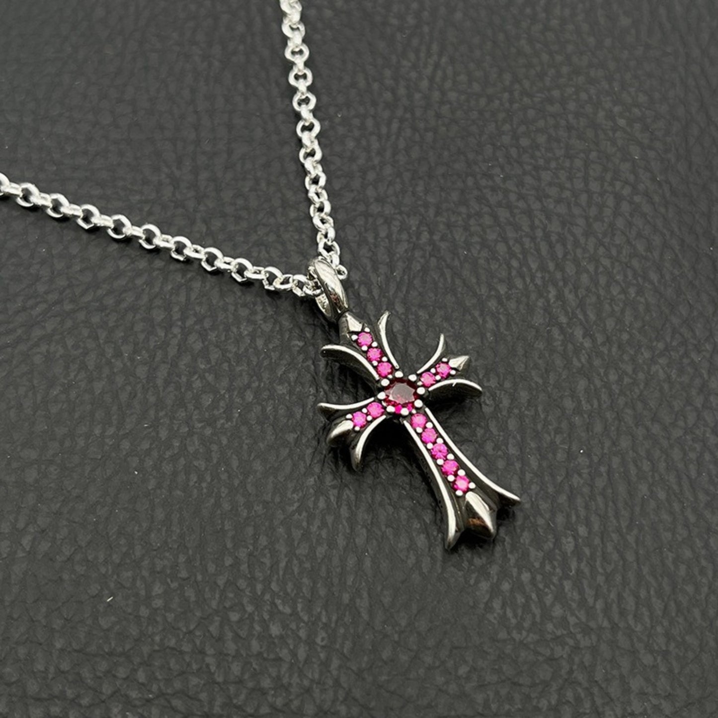 Cross Vintage White Gold Diamond Necklace for Men & Women Designer Eternal Hearts Goth Silver White Diamond Cross Necklace