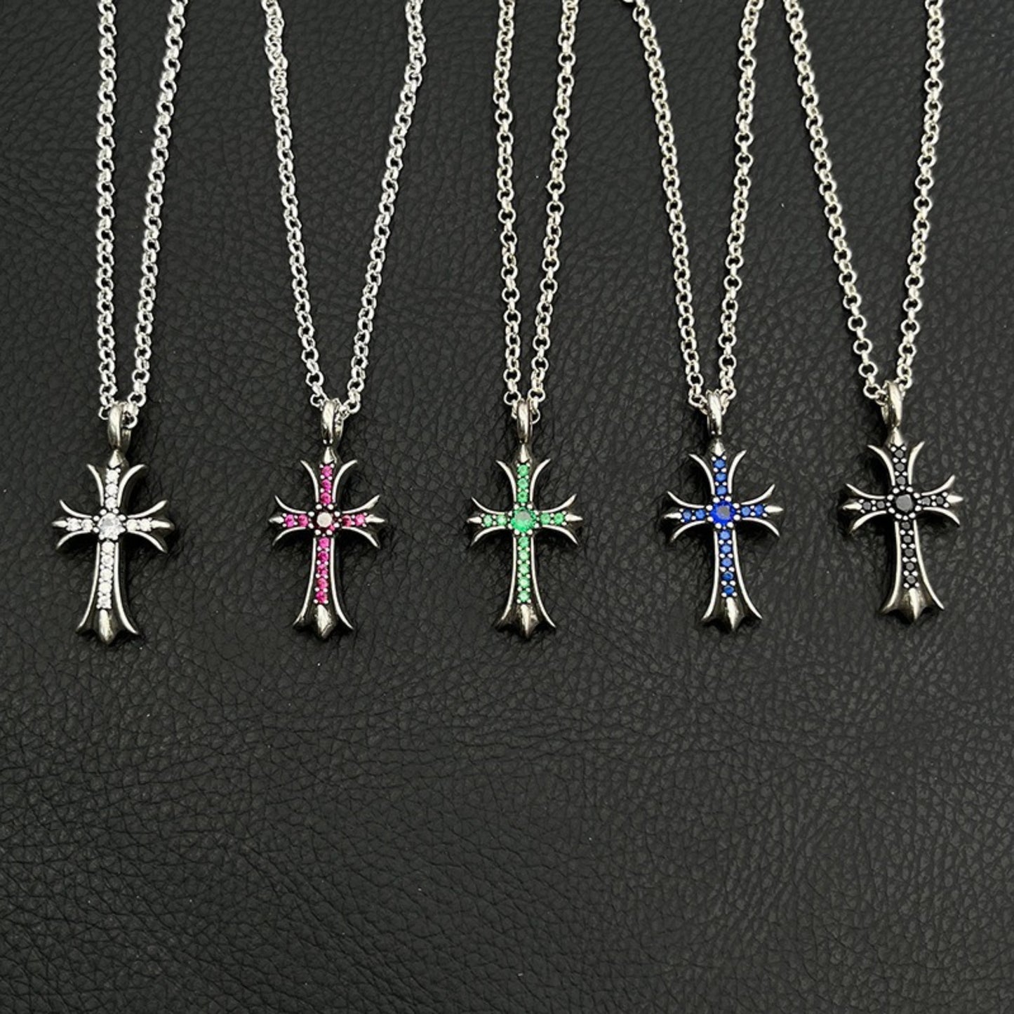 Cross Vintage White Gold Diamond Necklace for Men & Women Designer Eternal Hearts Goth Silver White Diamond Cross Necklace