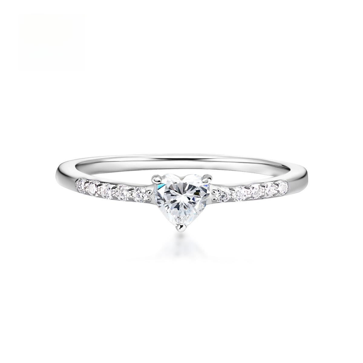 Chic Iced Out Heart Ring Band D Color VVS Synthetic Moissanite S925 Women Ring Perfect for Engagement Wedding Anniversary Valentine's Day Gifts